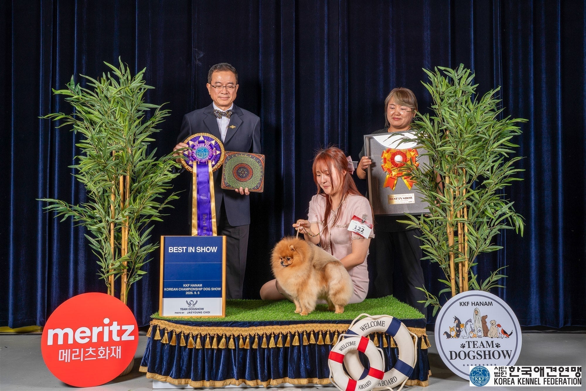 Best in Show! Olivia the Pomeranian Wins Korea's KKF Championship Dog Show